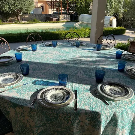 Blanche De Rouquette Feriehus